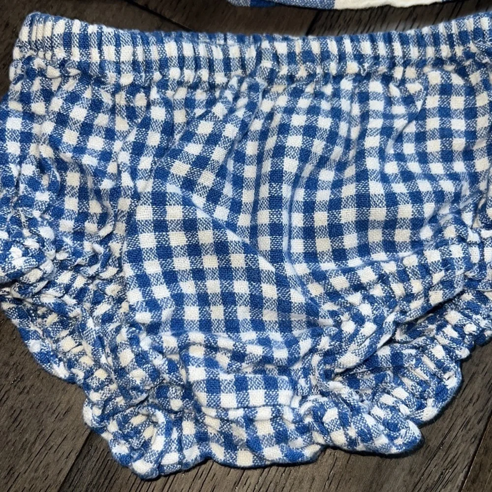 Old navy, spaghetti strap checkered Flowey ruffle top with matching bloomer